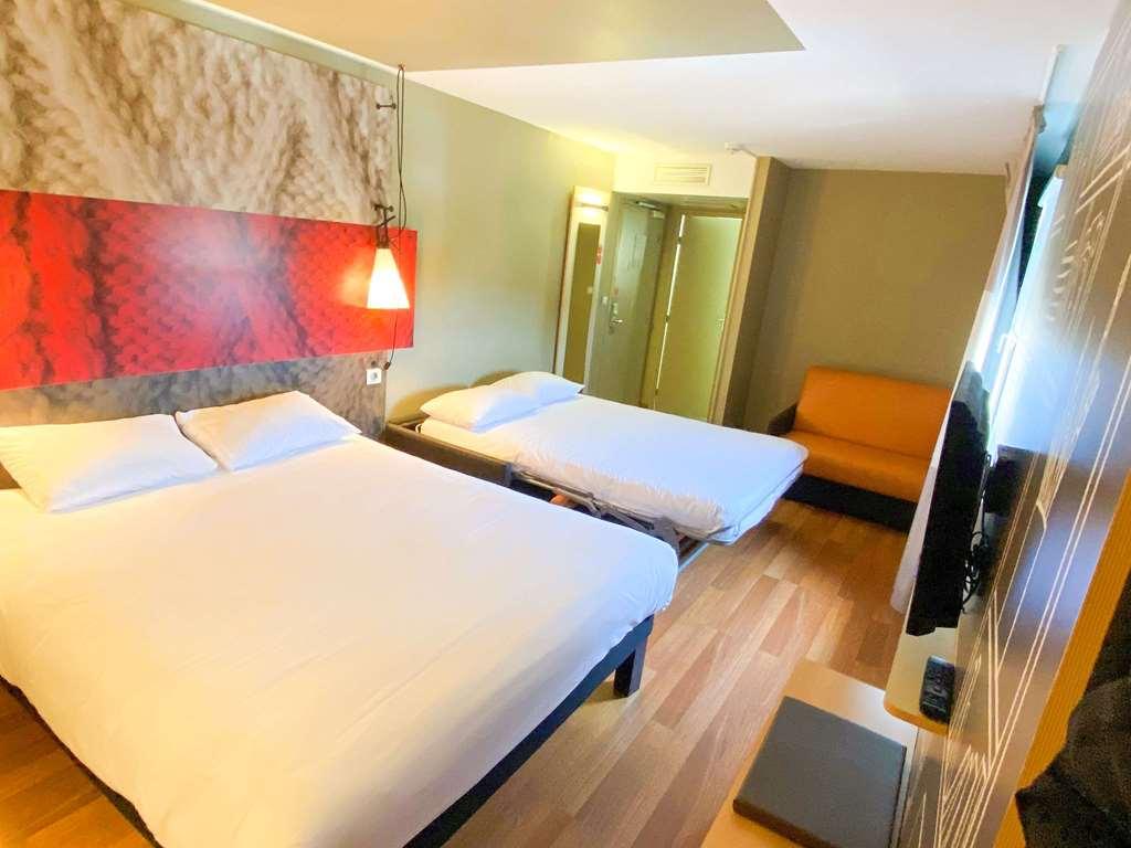 Hotel Ibis Europe Chalon Sur Saone Zimmer foto