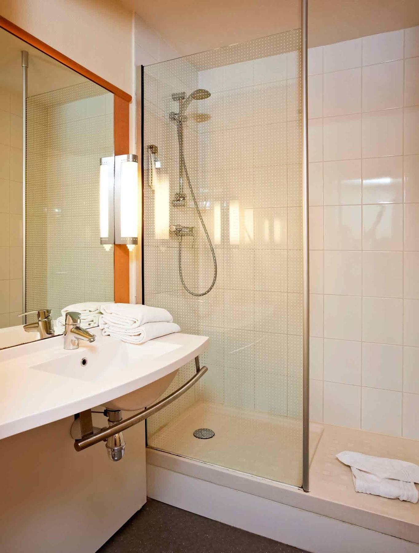 Hotel Ibis Europe Chalon Sur Saone Exterior foto