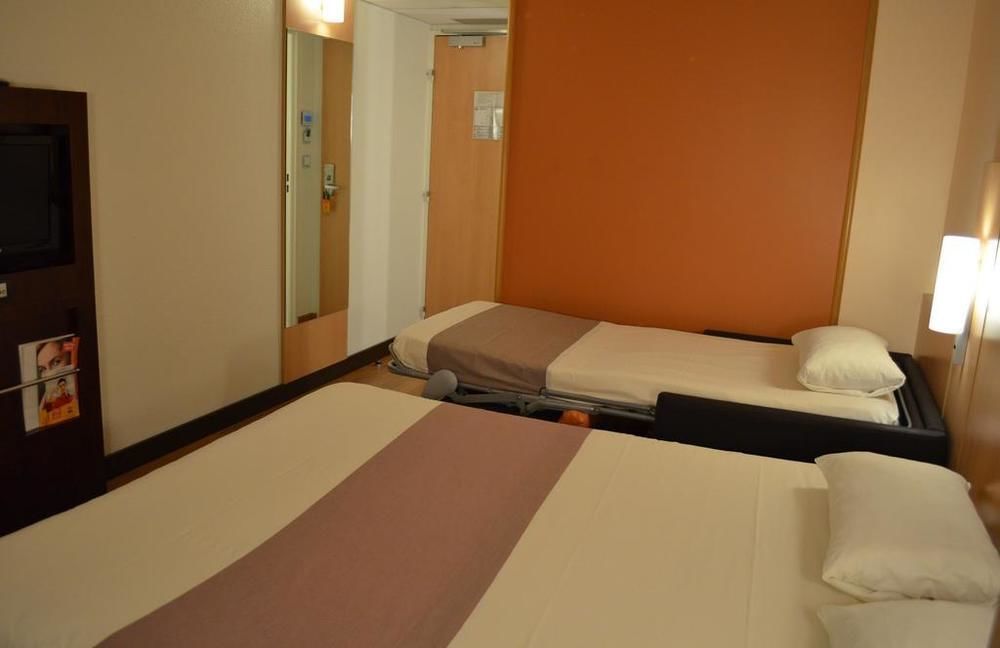 Hotel Ibis Europe Chalon Sur Saone Exterior foto