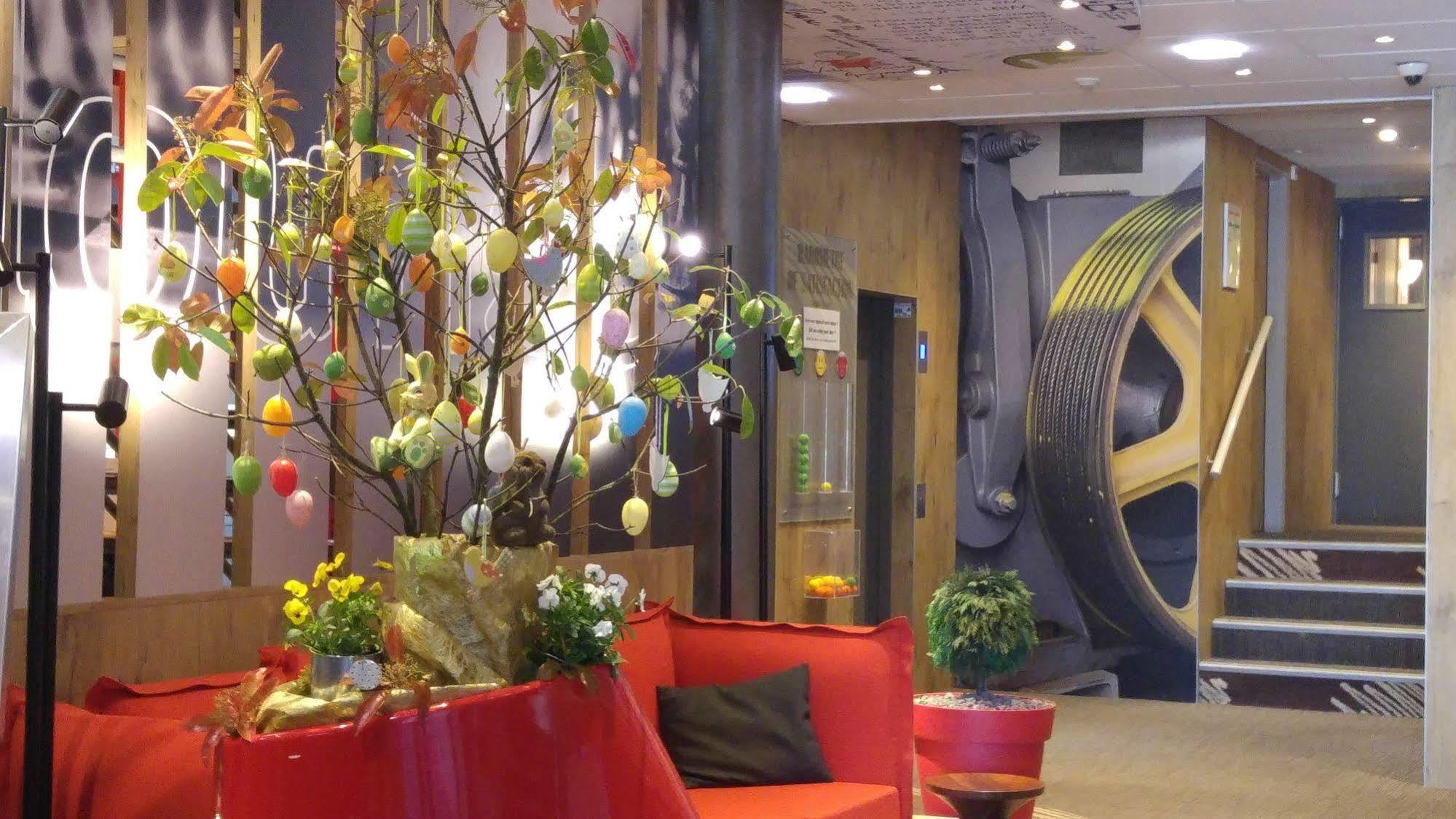 Hotel Ibis Europe Chalon Sur Saone Exterior foto